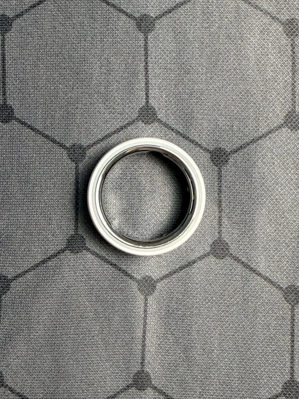 Oura Smart White Ceramic Smart Ring w/ all pictured. Worn minimally